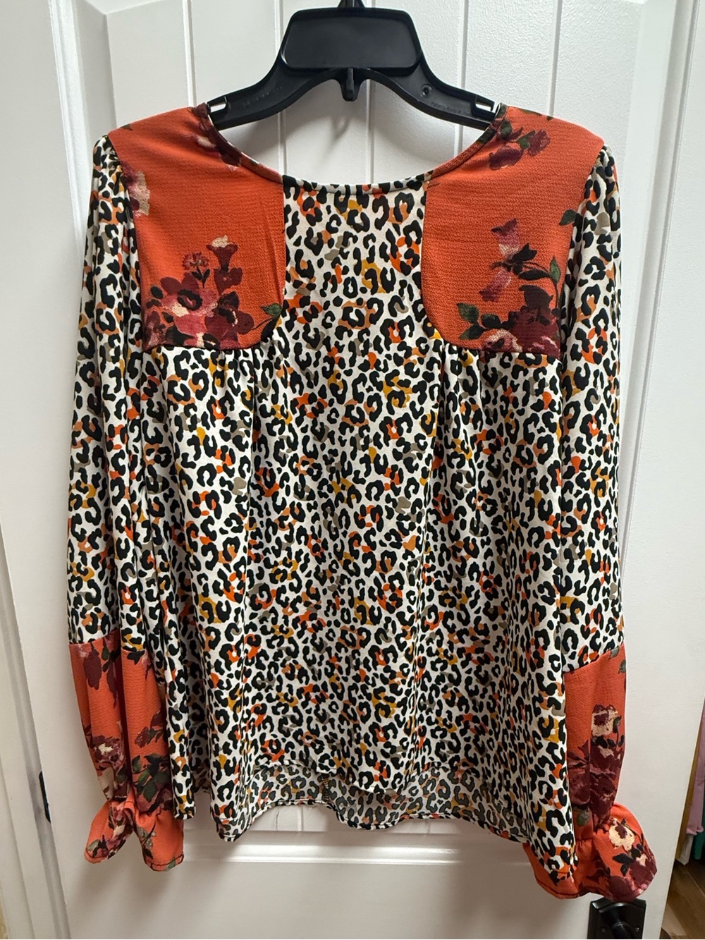 Haptics by Holly Harper Leopard Floral Bell Sleeve Blouse Women’s Small Boho